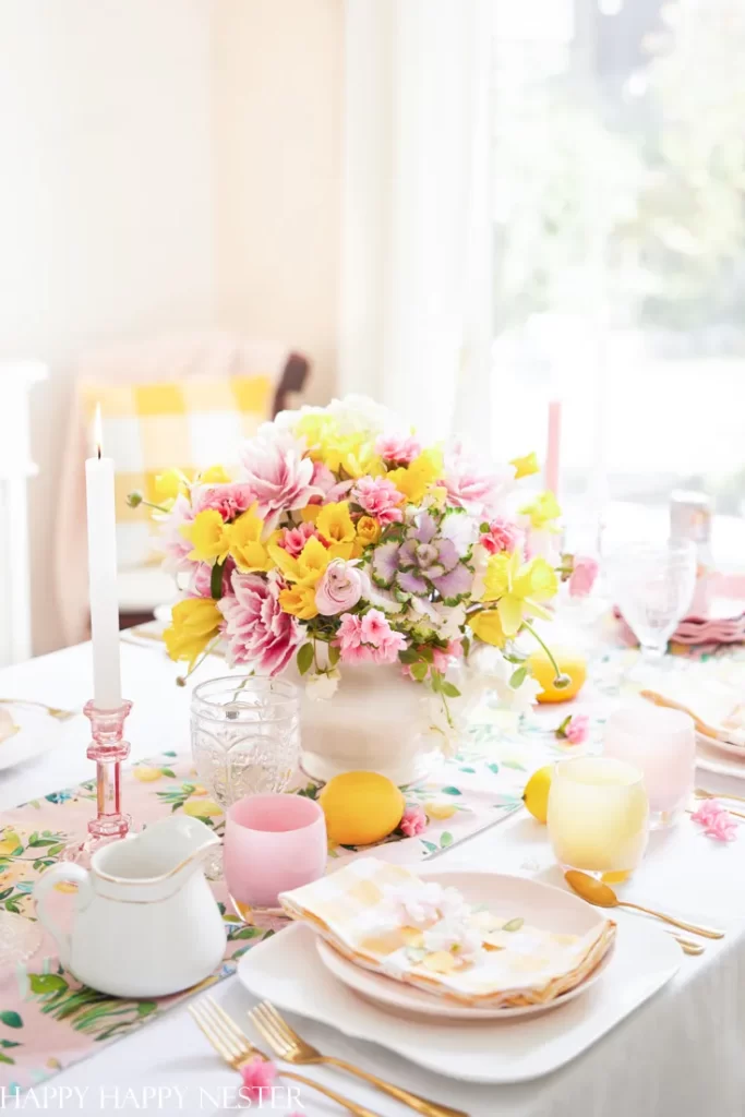 The Prettiest Spring Tablescapes From Top Decor Bloggers