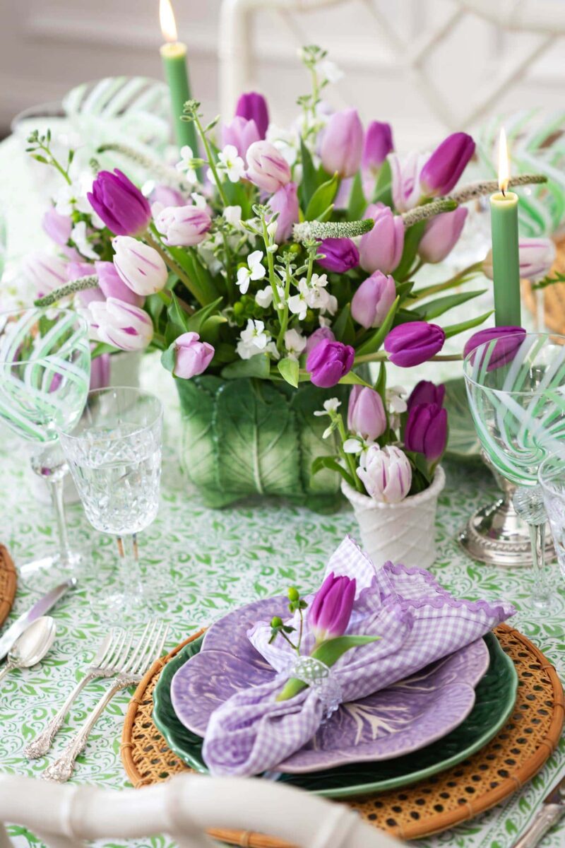 The prettiest spring tablescapes and spring table decor to try