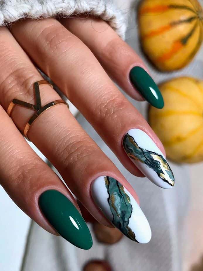 Cute Dark Green Nails For Autumn Winter 2020   Cute Manicure 