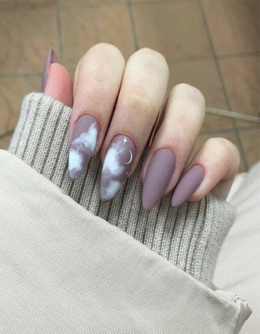 25+ Baby Blue Nail Ideas - the gray details