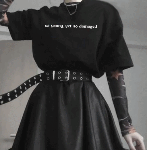 20 Affordable Grunge Fashion Brands For An Edgy 90 s Look