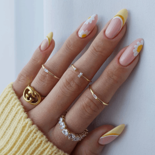 Trendy yellow nail designs for a sunny manicure: Daisy Design With Yellow Tips