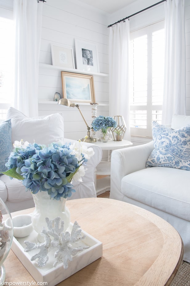 30+ Summer Decor Ideas For A Light & Airy Home