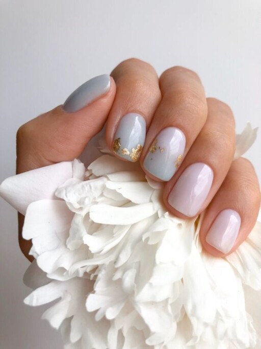 Short nail design ideas for a trendy manicure: Soft Blue & Gold Design
