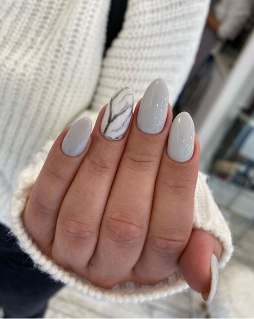 light grey dip nails