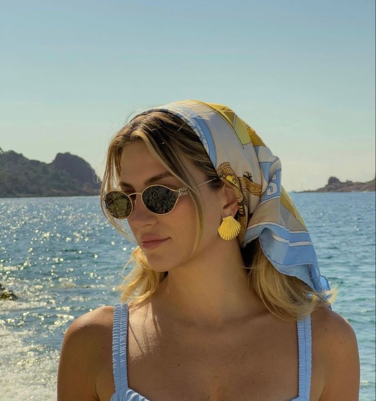 beach-hairstyles-effortless-chic-summer-look-13