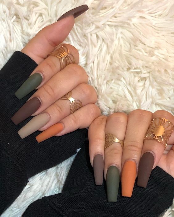 The best October nails and October nail designs this year