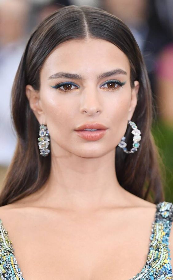 40 Glam Hairstyles For Any Formal Event In 2021 The Glam Hair Guide