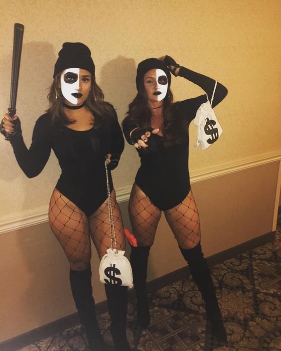 The hottest college Halloween costumes for girls