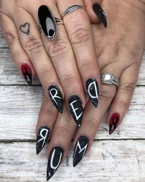 The best October nails and October nail designs this year