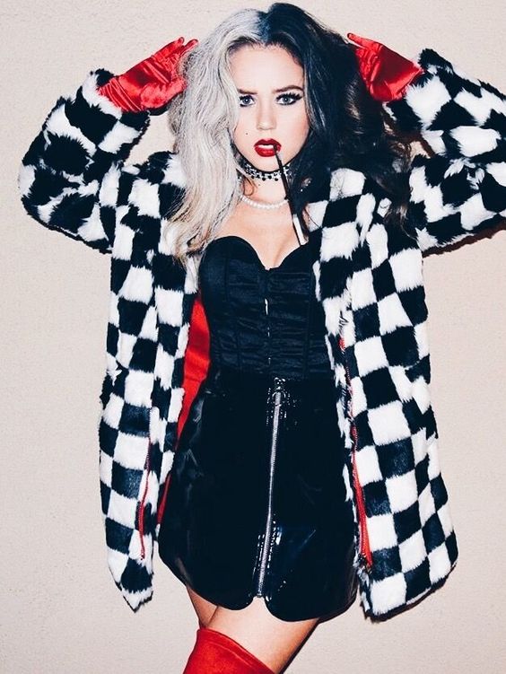 The hottest college Halloween costumes for girls