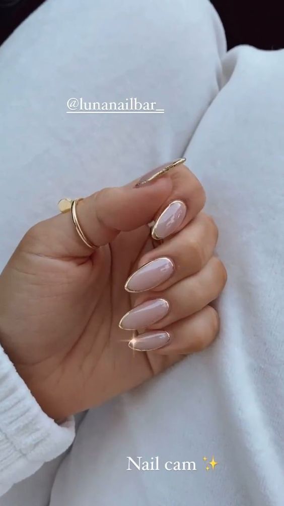 Gold rimmed gray nails