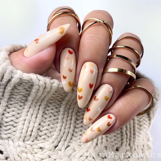 Top fall nails | fall nail ideas | fall nail designs | autumn nails | September and October nails