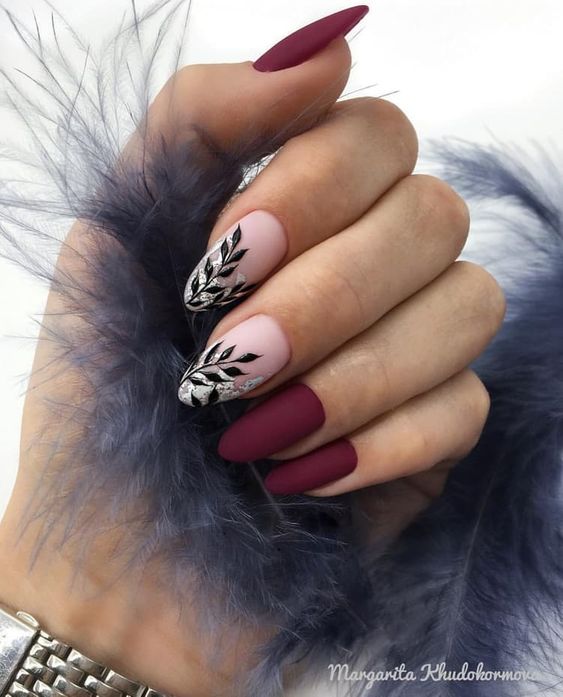 50+ Burgundy Nails That Are Ultra-Trendy Right Now In 2023