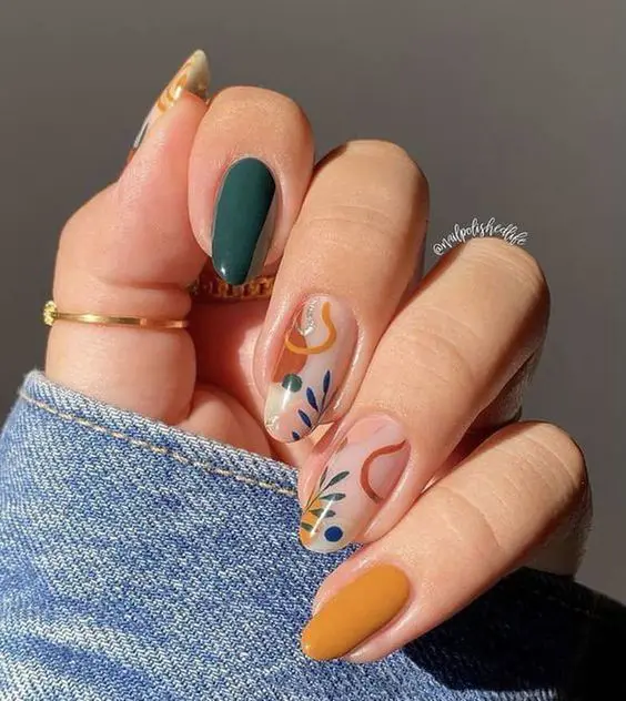 Top fall nails | fall nail ideas | fall nail designs | autumn nails | September and October nails