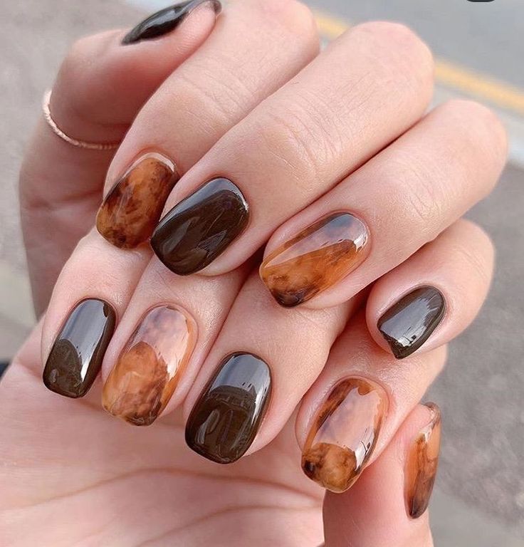 The best fall nails, fall nail designs, and fall nail colors this year