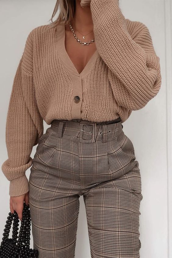 40+ Plaid Pants Outfit Ideas For 2022