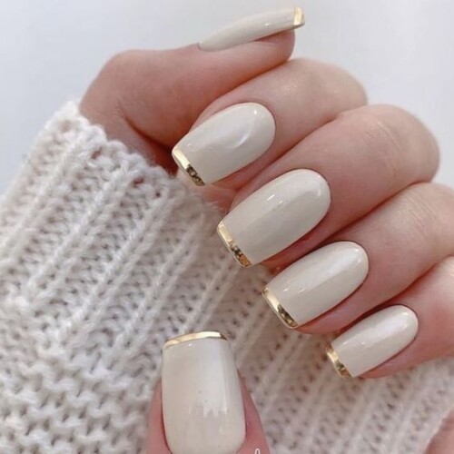 50+ Gorgeous Gold Nails To Get At Your Next Manicure