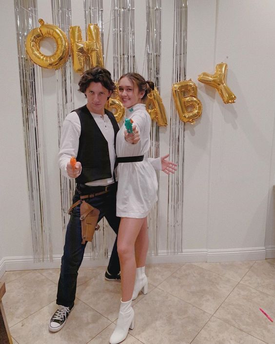 50+ Couples Halloween Costumes That Are Hot In 2023