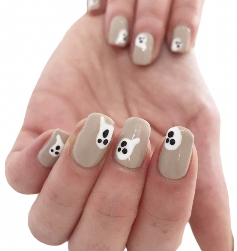 The best Halloween ghost nails designs to do