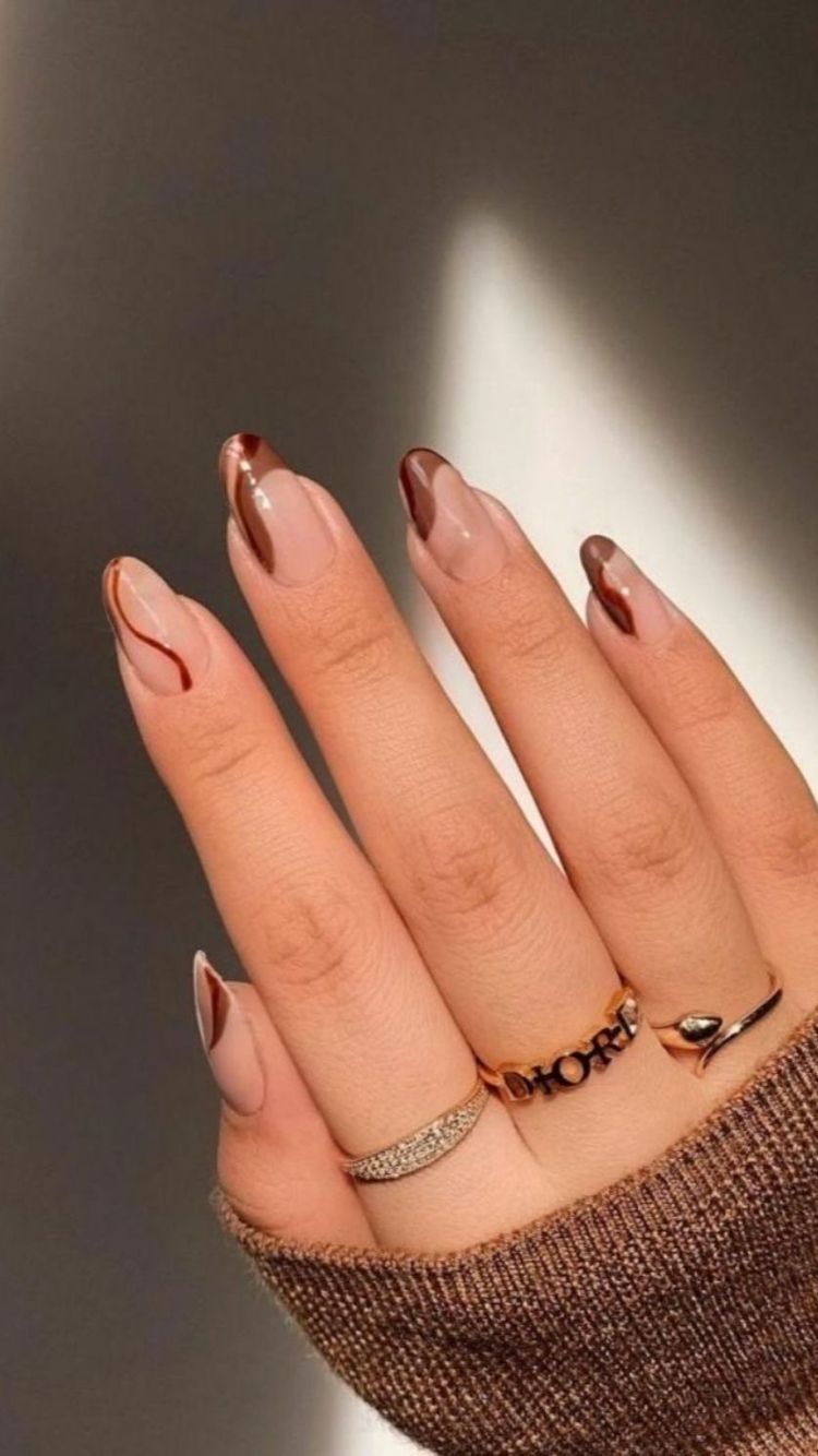 light brown nails with design