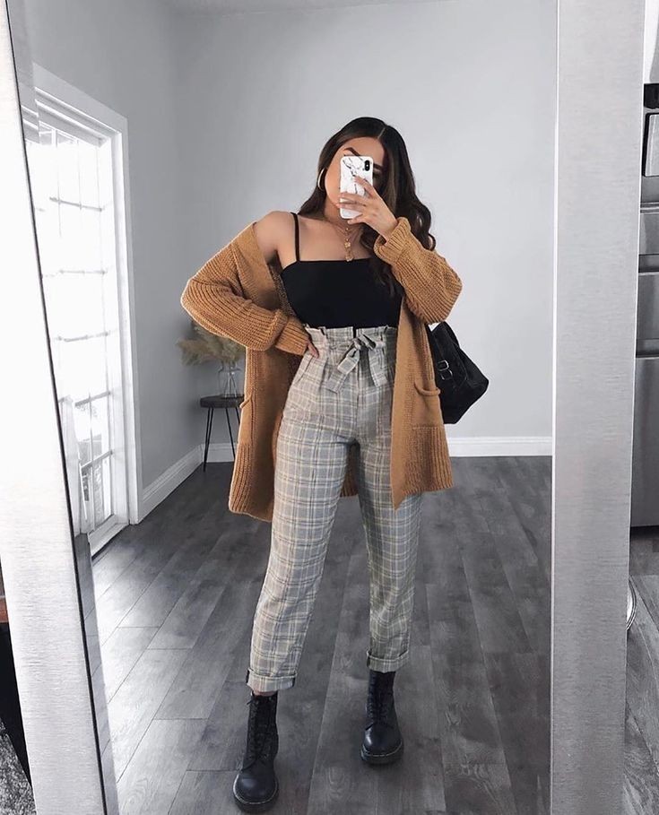 The best Thanksgiving outfit ideas and Thanksgiving outfits to copy