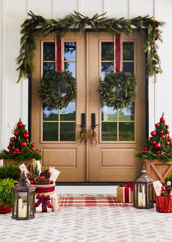 The Most Amazing Christmas Outdoor Decor Ideas For Your Home & Porch