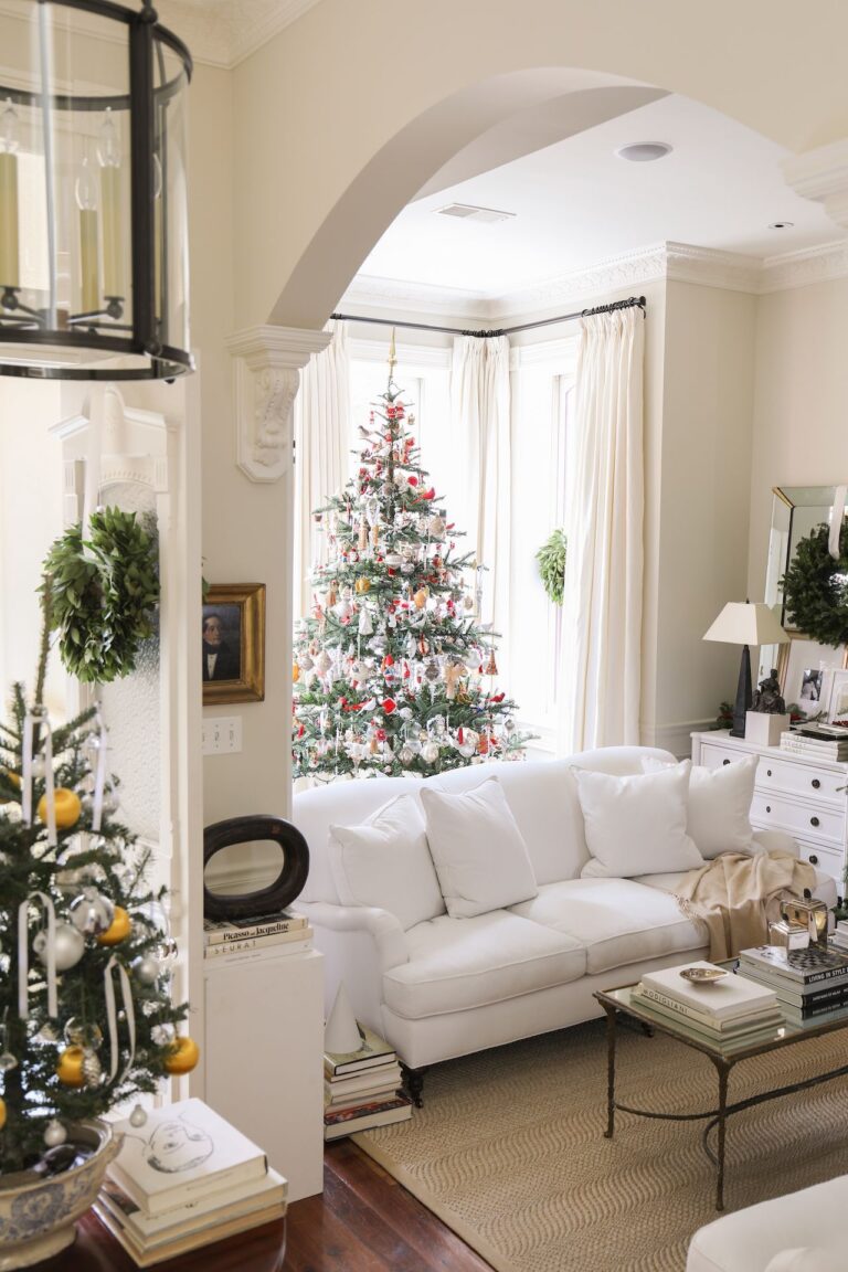 50+ Christmas Living Room Decor Ideas For 2022