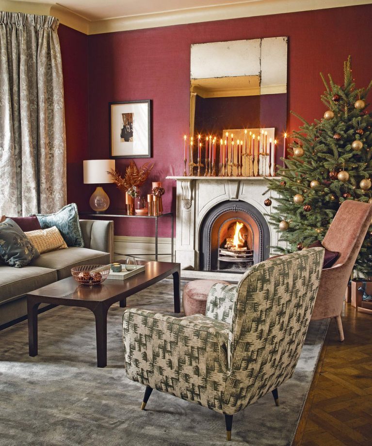 The best Christmas living room deoc ideas and Christmas living room deocrations for this year