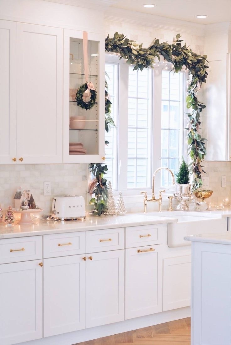 The best Christmas kitchen decor and Christmas kitchen decor ideas