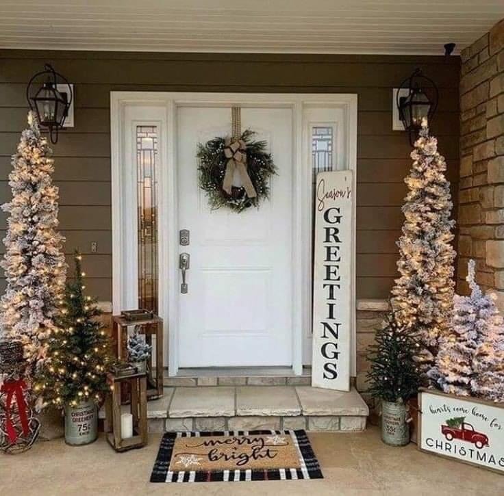 The best Christmas outdoor decor ideas, Christmas porch ideas, Christmas light ideas, and more for outdoor decor