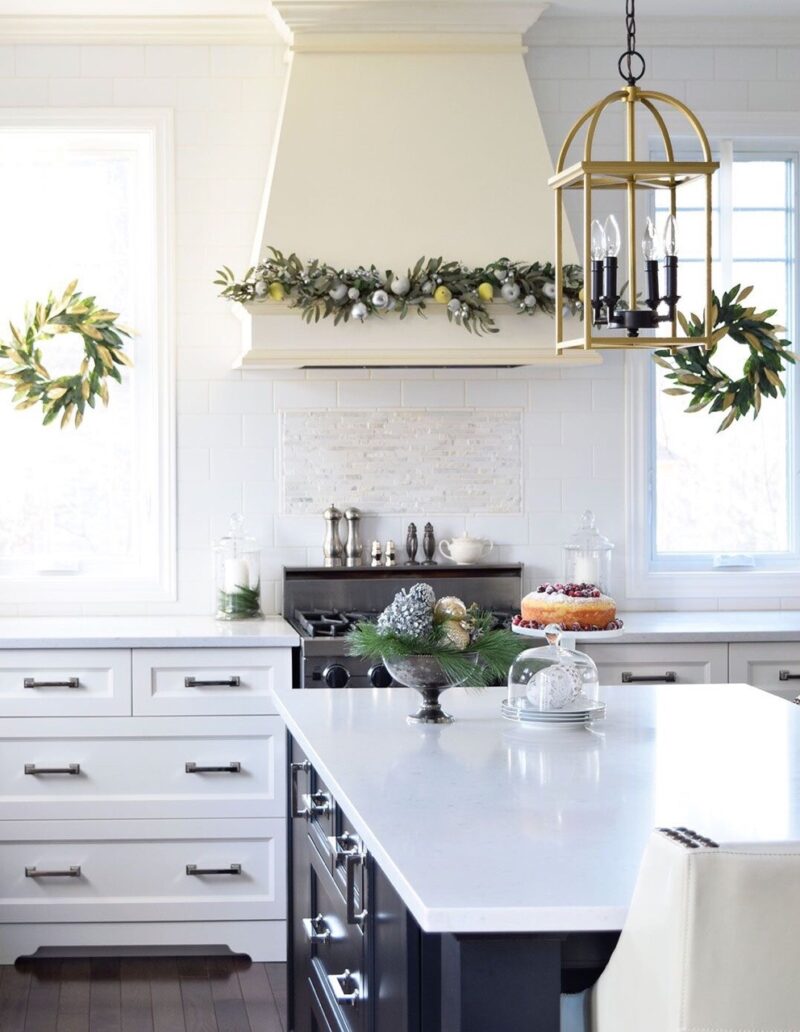 The best Christmas kitchen decor and Christmas kitchen decor ideas