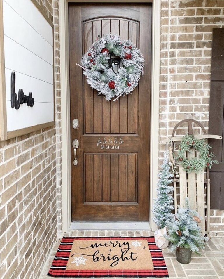 The Most Amazing Christmas Outdoor Decor Ideas For Your Home & Porch