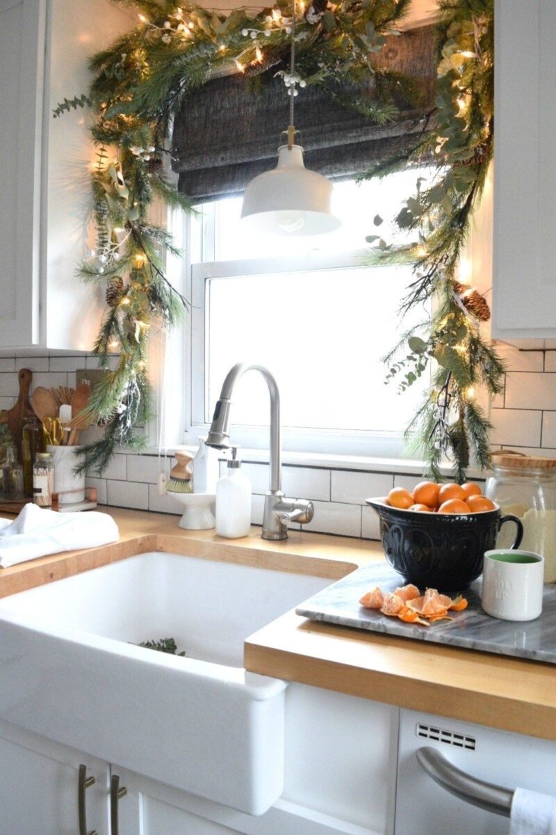 The best Christmas kitchen decor and Christmas kitchen decor ideas