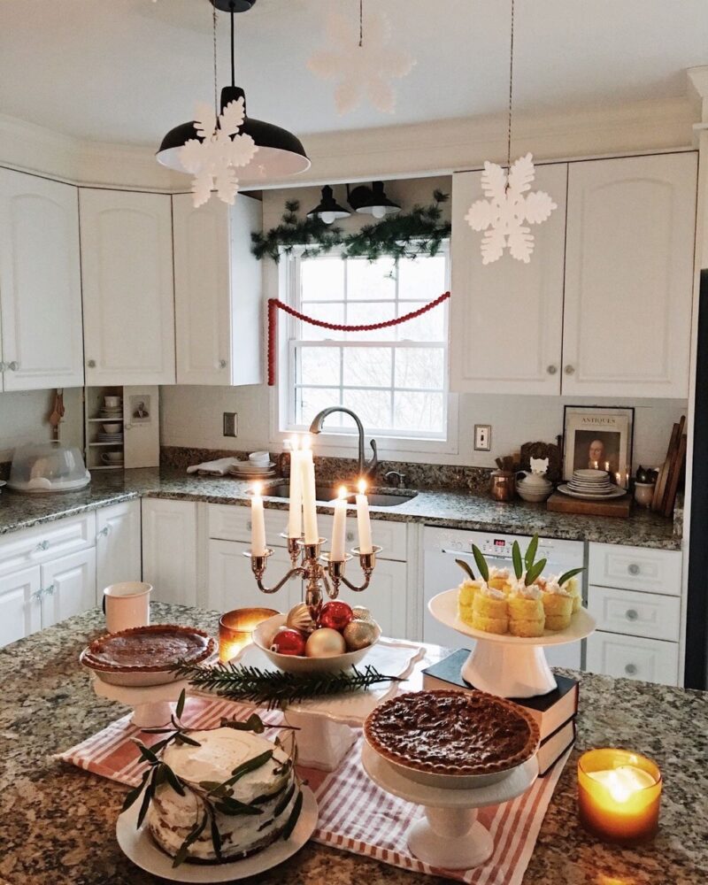 The best Christmas kitchen decor and Christmas kitchen decor ideas