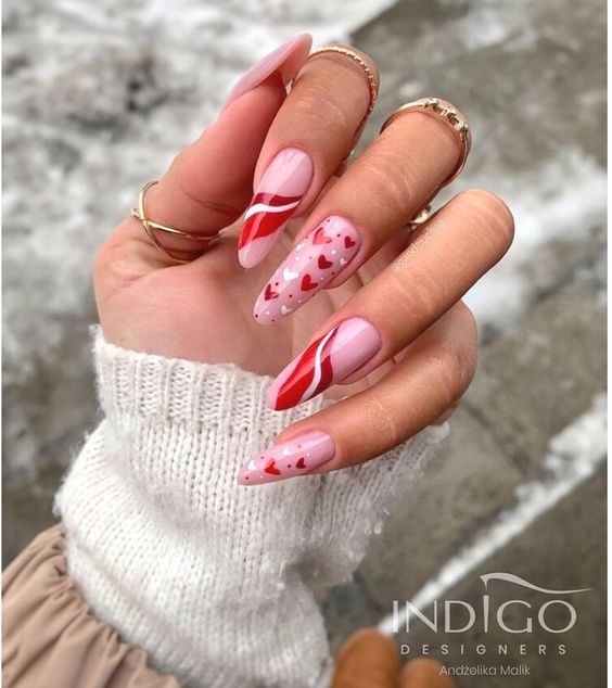 The best Valentine's Day nails designs to try this year