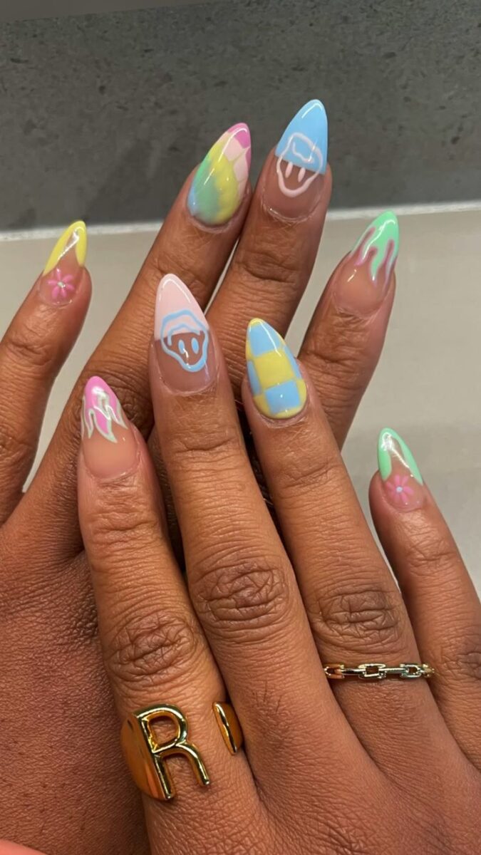 45+ Awesome Festival Nails To Rock This Season