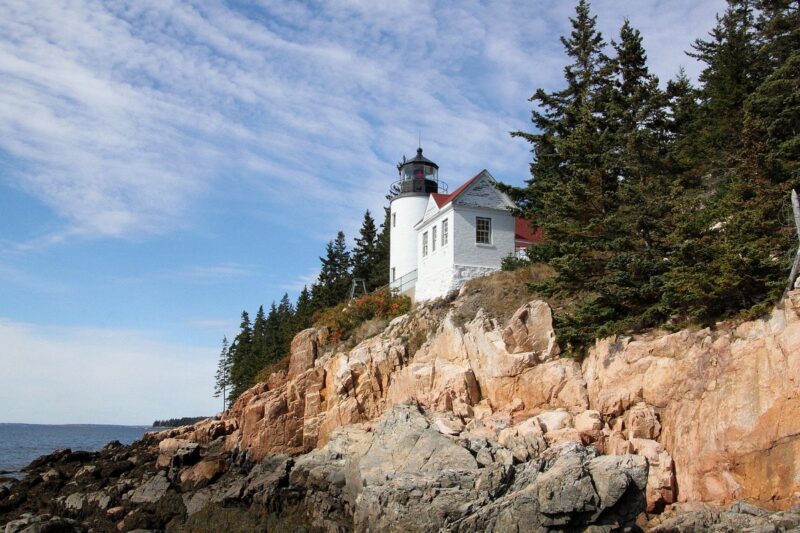 12 Stunning Maine Lighthouses To Check Out