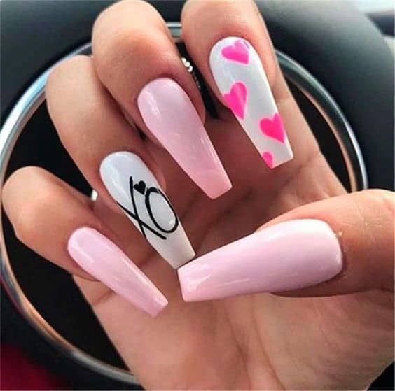 The best Valentine's Day nails designs to try this year