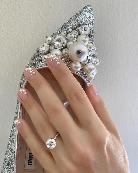 pearl nails
