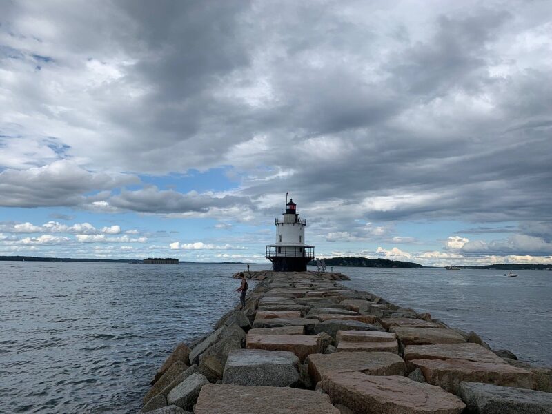 12 Stunning Maine Lighthouses To Check Out