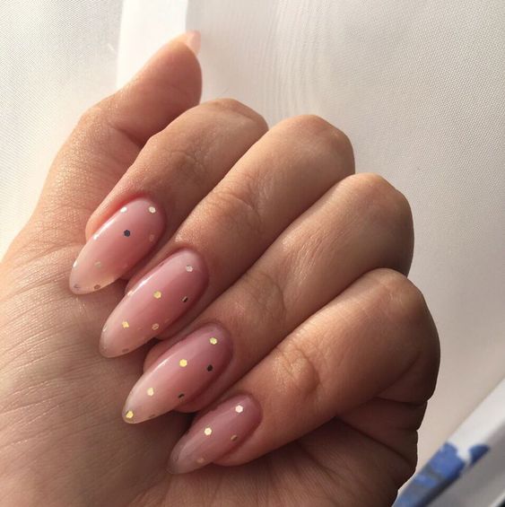 The prettiest pink rose nails and rose nail designs for your next manicure