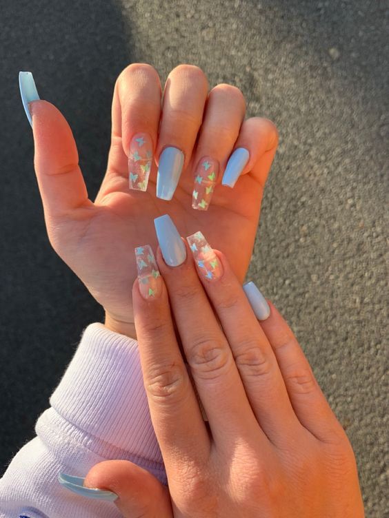 blue and white nails, white and blue nails, blue nails, white nails