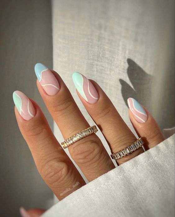 7 Summer 2023 Nail Trends That Scream “I'm That Girl” — See Photos | Allure