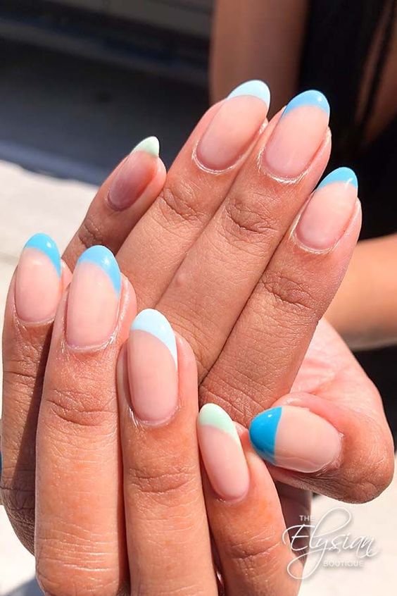 blue and white nails, white and blue nails, blue nails, white nails