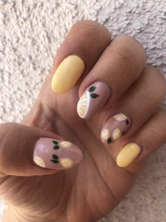 The hottest lemon nails and lemon nail designs for this summer (fruit nails)