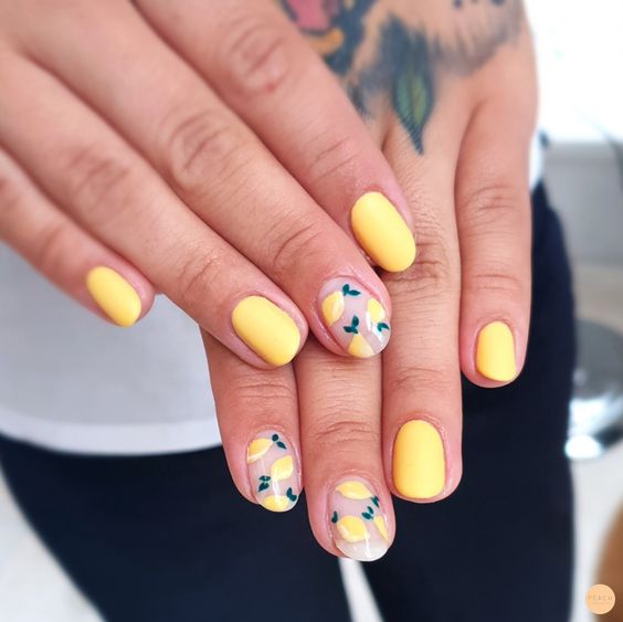 The hottest lemon nails and lemon nail designs for this summer (fruit nails)
