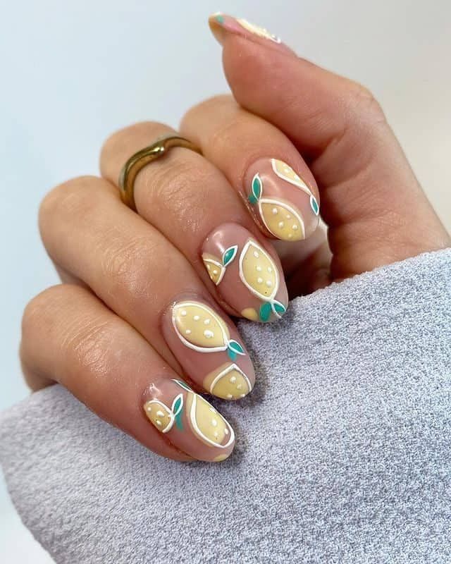 The hottest lemon nails and lemon nail designs for this summer (fruit nails)