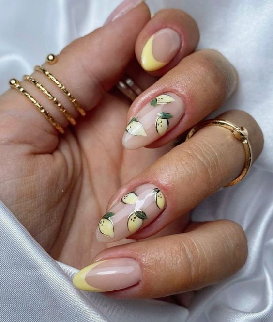 The hottest lemon nails and lemon nail designs for this summer (fruit nails)