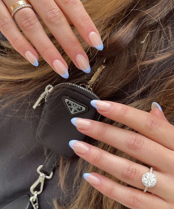 blue and white nails, white and blue nails, blue nails, white nails